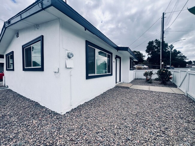 422 S Date St in Escondido, CA - Building Photo - Building Photo