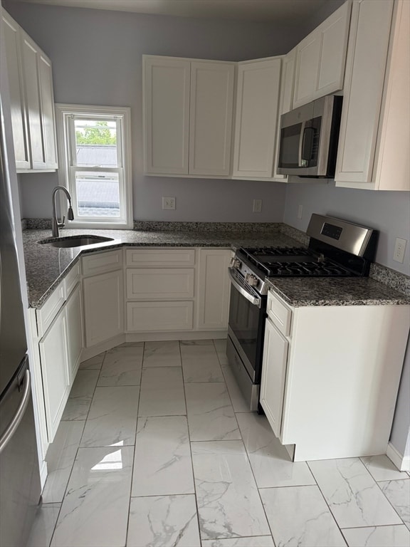 51 Doyle St-Unit -3 in Lawrence, MA - Foto de edificio - Building Photo