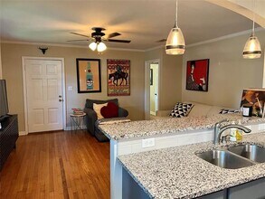 4021 Locke Ave in Fort Worth, TX - Building Photo - Building Photo