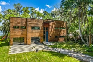 3807 S Semoran Blvd in Orlando, FL - Building Photo