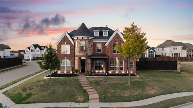 1920 Sandstone Dr in Frisco, TX - Building Photo