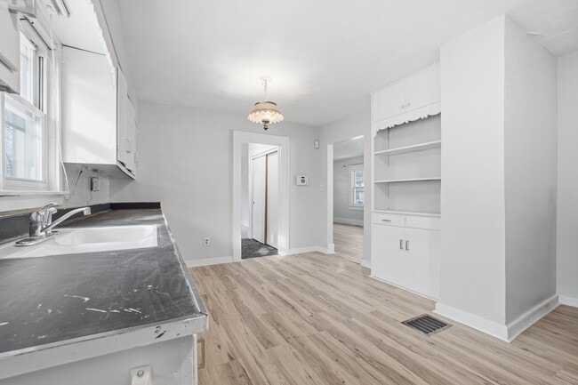 property at 1843 Ohio Ave