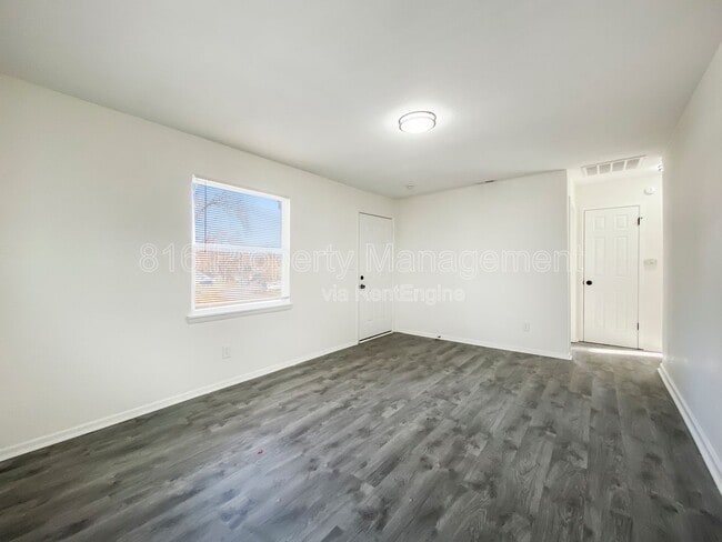 5205 Locust Ave in Kansas City, KS - Building Photo - Building Photo