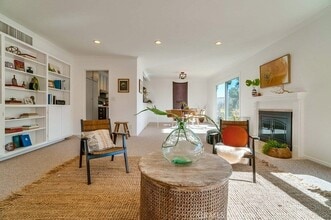 1127 E Del Mar Blvd in Pasadena, CA - Building Photo - Building Photo