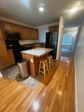 183 Silver St in Manchester, NH - Building Photo - Building Photo