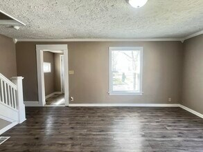 1558 Ballard St in Lansing, MI - Building Photo - Building Photo