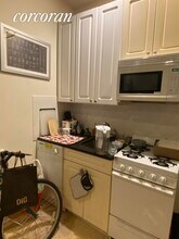 534 E 83rd St in New York, NY - Building Photo - Building Photo