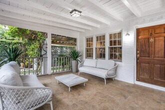 65 Palm Square in Delray Beach, FL - Building Photo - Building Photo
