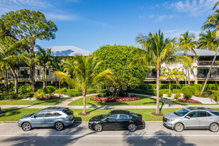 The Barclay in Naples, FL - Building Photo - Building Photo