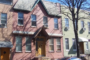 603 Fairview Ave Apartamentos