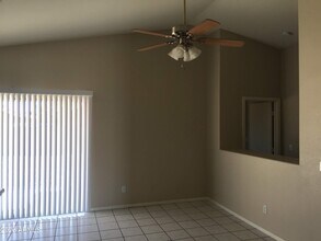 3215 W Abraham Ln in Phoenix, AZ - Building Photo - Building Photo