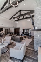 601 @ University Park in Madison, WI - Foto de edificio - Building Photo