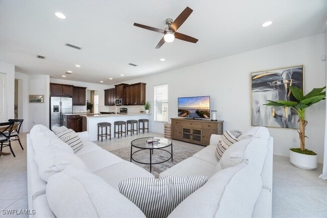 property at 13905 Luna Dr