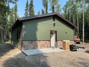 3774 Arctic Lgts Ave in North Pole, AK - Building Photo - Building Photo