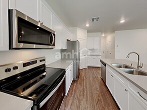 6022 Schmidt St in North Las Vegas, NV - Building Photo - Building Photo