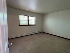6638 W Windsor Ave, Unit #3 in Berwyn, IL - Building Photo - Building Photo