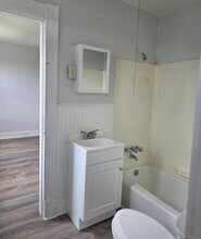 28 Starview Ave in Waterbury, CT - Foto de edificio - Building Photo