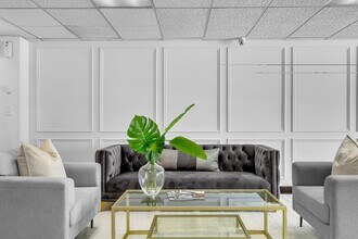 Lakeview Towers Residences in Leamington, ON - Building Photo - Building Photo