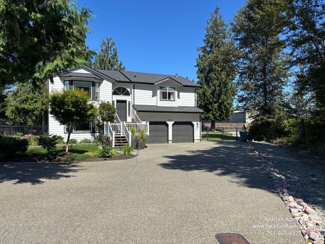 2910 184th Ave E in Lake Tapps, WA - Building Photo - Building Photo