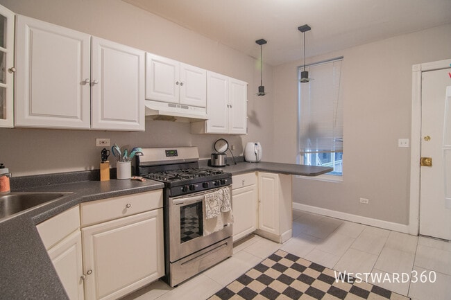 3506 N Reta Ave in Chicago, IL - Building Photo - Building Photo