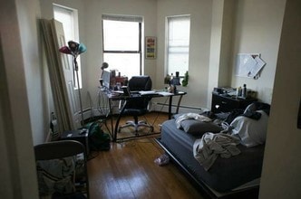 829 Beacon St, Unit 3C in Boston, MA - Building Photo - Building Photo