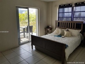 1340 Lincoln Rd-Unit -400 in Miami Beach, FL - Building Photo - Building Photo