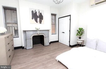 13 E Read St in Baltimore, MD - Building Photo - Building Photo