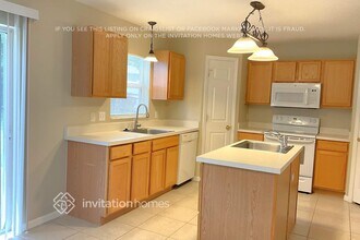 2005 Elmhurst Ln in Mascotte, FL - Building Photo - Building Photo