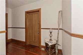 285 Corning Dr in Bratenahl, OH - Building Photo - Building Photo