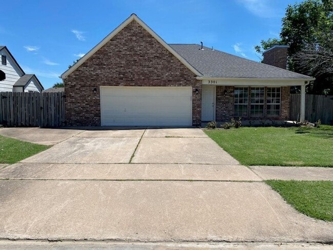 property at 3301 N 5th St