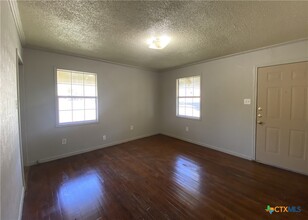 411 Wisconsin St in Killeen, TX - Building Photo - Building Photo