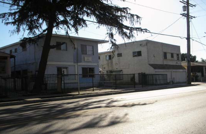 5412-5418 Hooper Ave in Los Angeles, CA - Building Photo