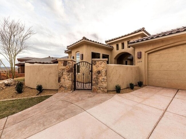 159 N Tenaya Ct in Ivins, UT - Building Photo - Building Photo
