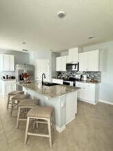 605 Park Place Blvd in Davenport, FL - Building Photo - Building Photo