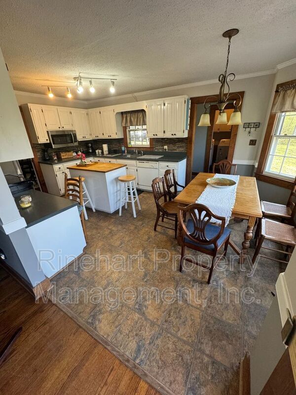 2261 Wooten Rd in Chester, SC - Building Photo - Building Photo
