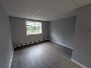 5 Andrews Rd in Troy, NY - Building Photo - Building Photo