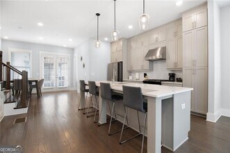 1034 Robert Smalls Wy in Atlanta, GA - Building Photo - Building Photo