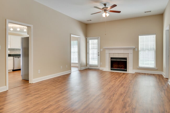 2152 Sylvan Lake Dr in Grovetown, GA - Building Photo - Building Photo
