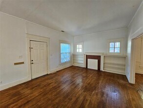 416 S 11th St in Garland, TX - Building Photo - Building Photo