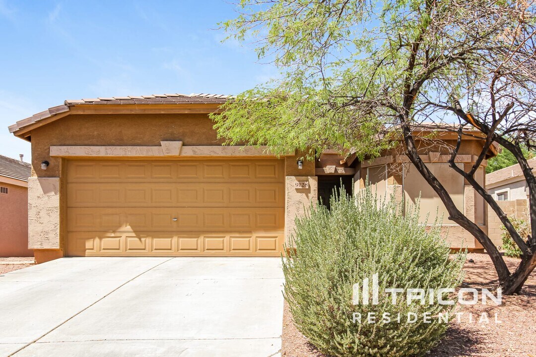 9128 N 184th Ln in Waddell, AZ - Building Photo