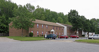 Amhurst III Apartments in Virginia Beach, VA - Foto de edificio - Building Photo