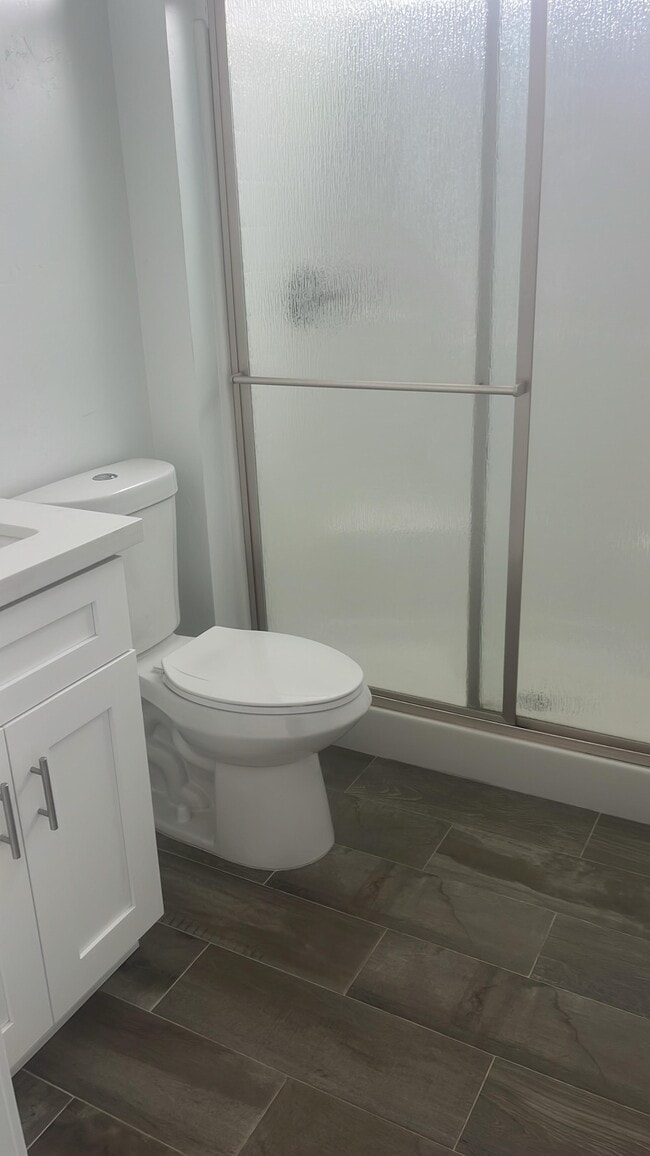 1807 Donax Ave in San Diego, CA - Building Photo - Building Photo