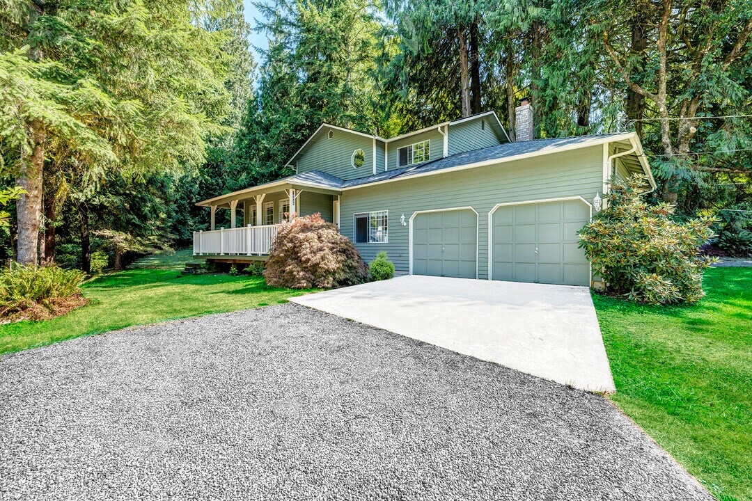10426 316th Ave NE in Carnation, WA - Building Photo