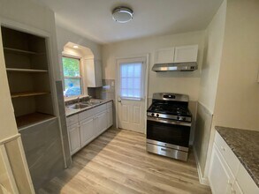 10128 Winkler Dr in St. Louis, MO - Building Photo - Building Photo