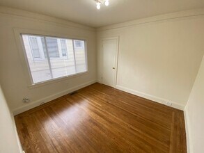 1142 Brighton Ave in Albany, CA - Building Photo - Building Photo