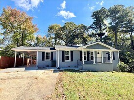 850 James St NW in Marietta, GA - Building Photo