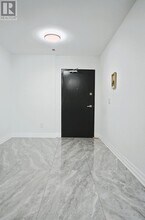 2135 Jane St in Toronto, ON - Building Photo - Building Photo