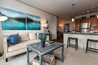 Westmount at Ashwood in Atlanta, GA - Foto de edificio - Building Photo