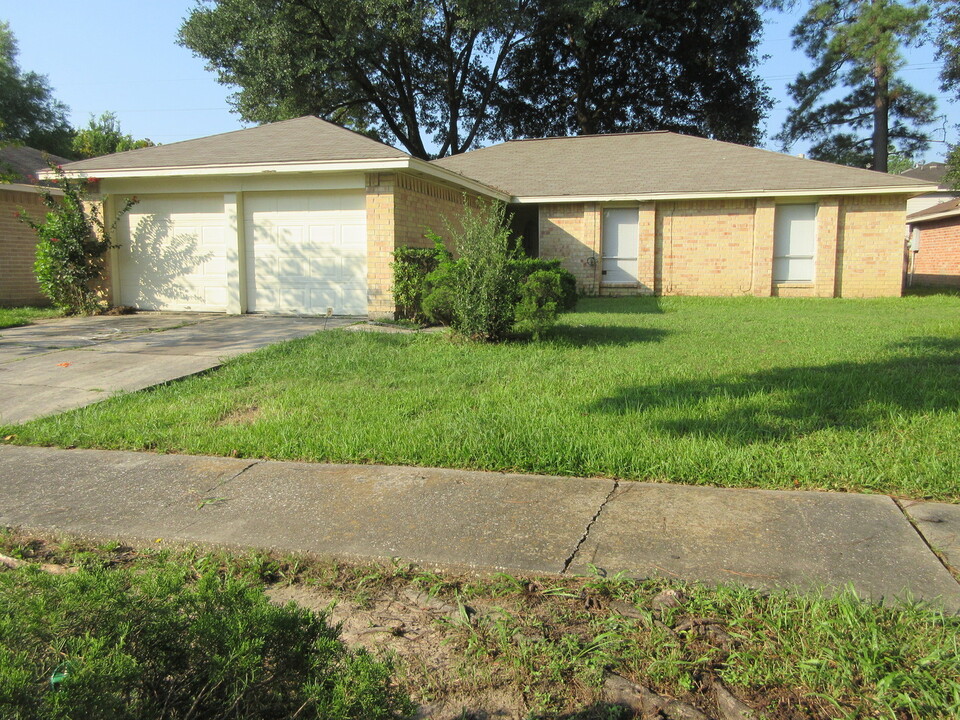 23127 Tree Bright Ln in Spring, TX - Building Photo