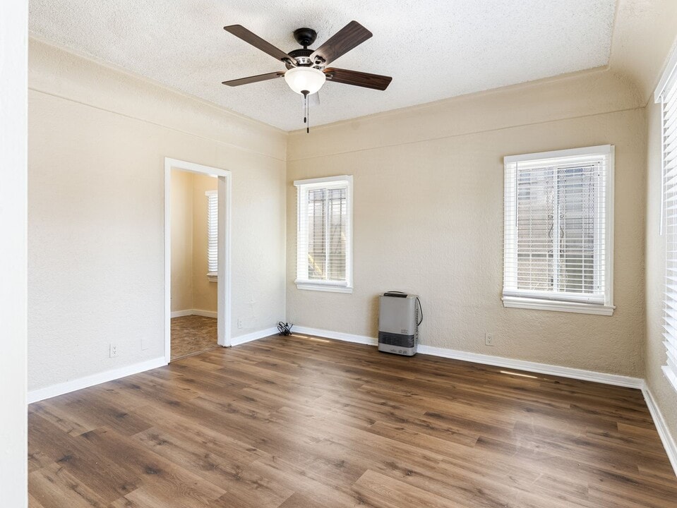 1324 N Peterson Ave in Long Beach, CA - Building Photo